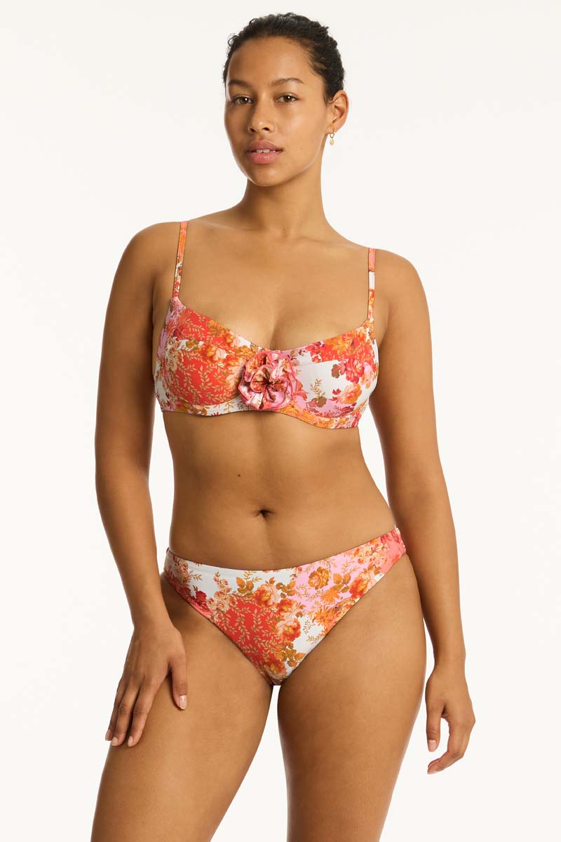 Daisyfield-Coral-Floral_Balconette-Bra_Regular-Cheeky-Pant_Bikini-Set_Sea-Level-Swim-Australia_09_343b0cd0-bd7e-4d16-8436-2583eccb7bab