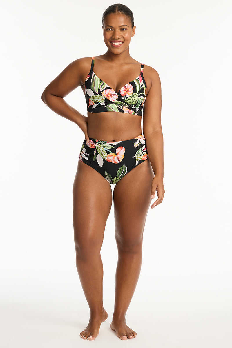 Sundown-Twist-Front-DD-E-Cup-Bra_High-Waist-Gathered-Side-Pant_Sea-Level-Swim-Australia_7_046ad119-bb1f-4191-ab21-35a21588f56c